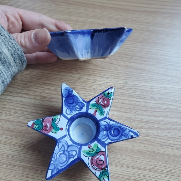 Handmade star shaped floral painted candle‎ holder set of two - Picture 7 of 7